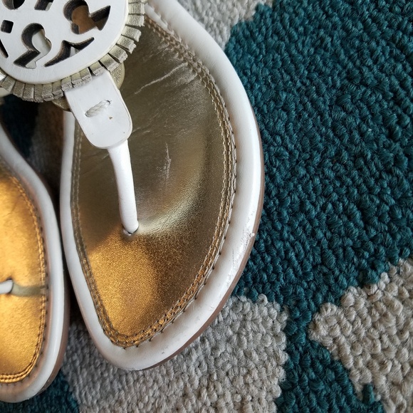 》SOLD《{Tory Burch} Spark Gold Fringe Miller - Picture 6 of 8